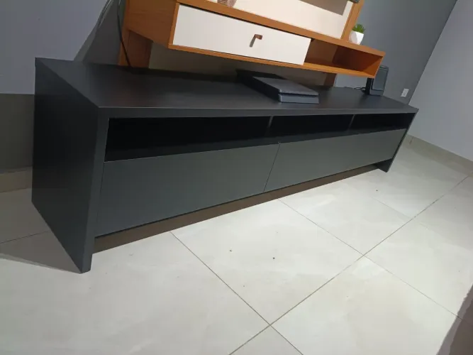 Rack semi novo moderno preto sala tv 75 _ Comprimento 2.20 Profundidade 38 cm Altura 46