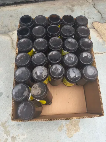 28 unidades de garrafa litrinho