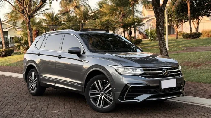 Volkswagen Tiguan Allspac R-line 300 TSI 2.0 2025