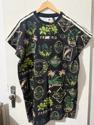 Vestido adidas farm G novíssimo 