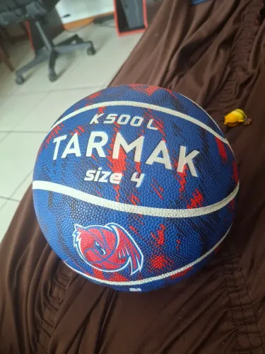 Bola de basquete kids tamanho size 4 decathlo