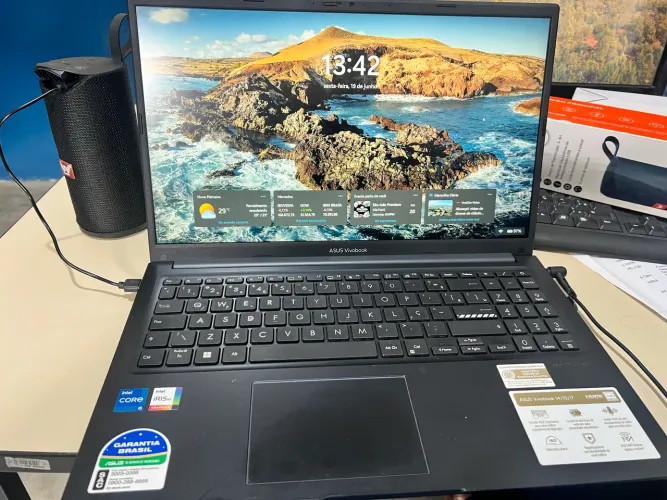 Notbook ASUS com 3 meses de uso 