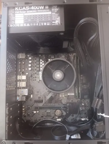 Kit gamer ryzen 5 8600g + gigabyte A620M-H + DDR 16GB kingston