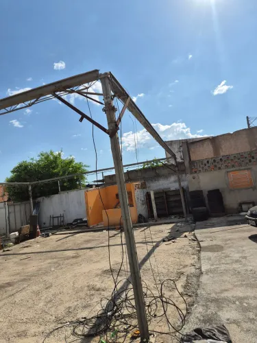 Estrutura de cobertura 10mtsx10mts