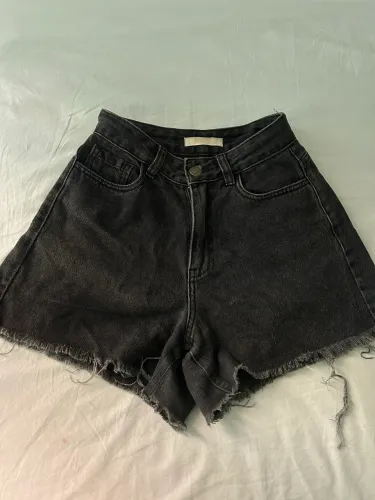 Short marca MIRAK