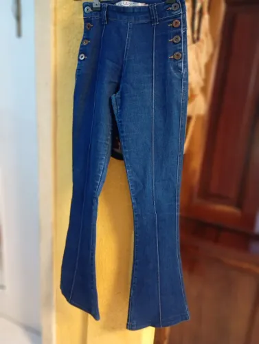 Calça jeans feminina fleur com lycra e cós alto 38