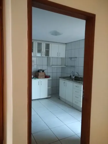 Venda ou Permuta: Sobrado Geminado 4/4 2 stes em Condomínio Fechado. Leia a descrição!