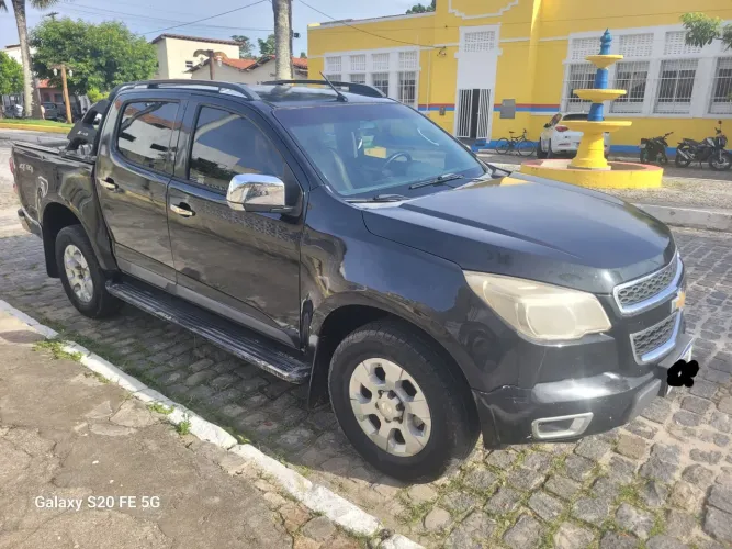 Chevrolet S10 Pick-up LT 2.8 TDI 4X4 CD Diesel 2013