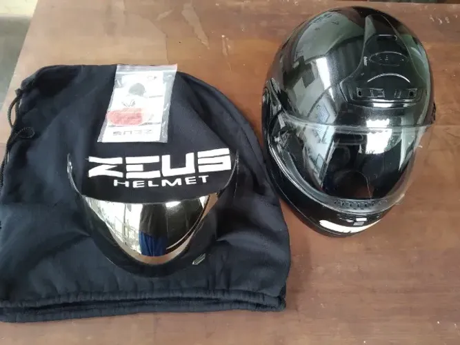 Capacete Zeus 508 tamanho 58