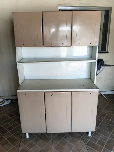 Armário de cozinha ferro