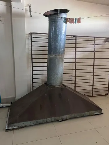 Coifa Metálica com chaminé