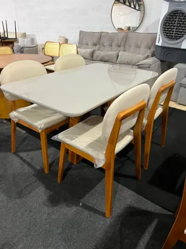 Mesa de jantar Iris