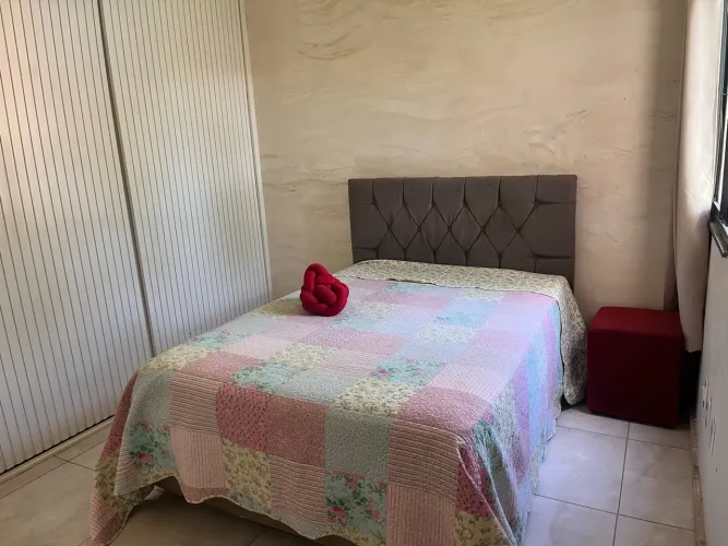 Cama box casal, colchão solto