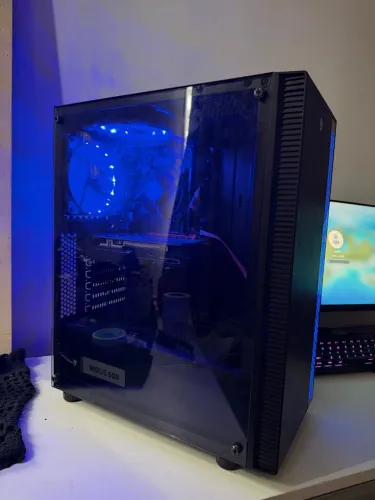? PC GAMER i5-10400F + GTX 1650 + 16GB RAM