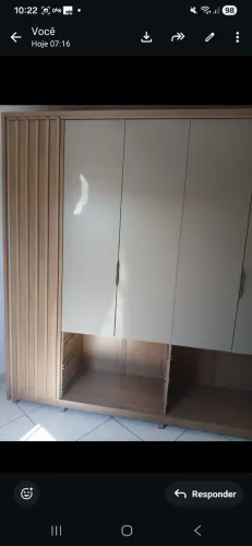 Guarda roupa semi novo