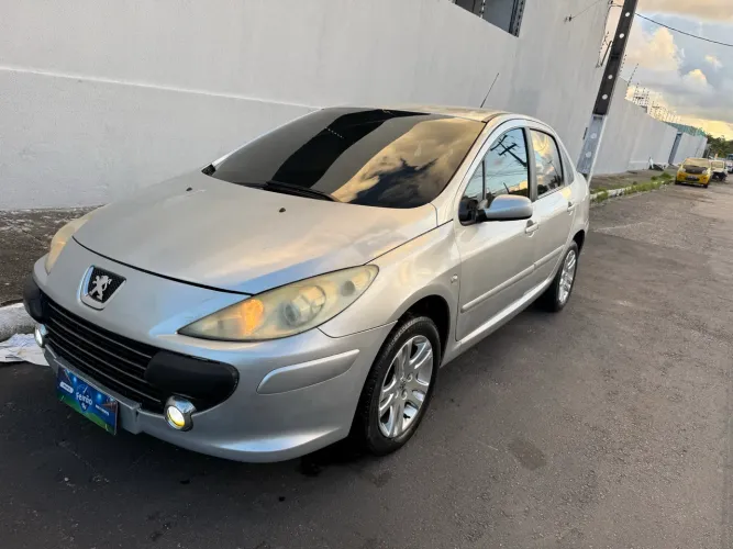 Peugeot 307 Sed. Presence 1.6 Flex 16V 4P 2008