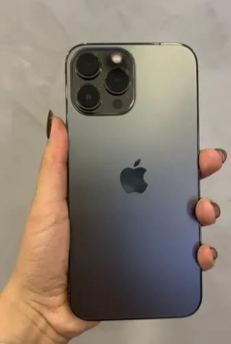 iPhone 13 Pro Max 256GB Grafite Seminovo 84% - Retire em loja física na Savassi