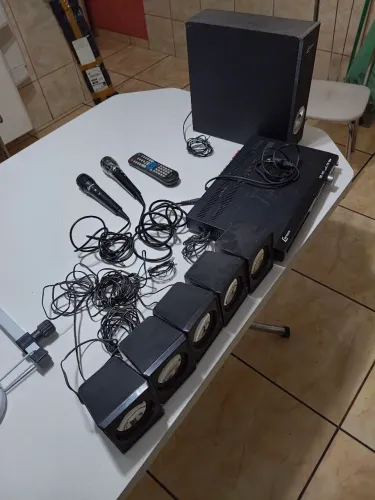 Home Theater Lenoxx com Karaokê