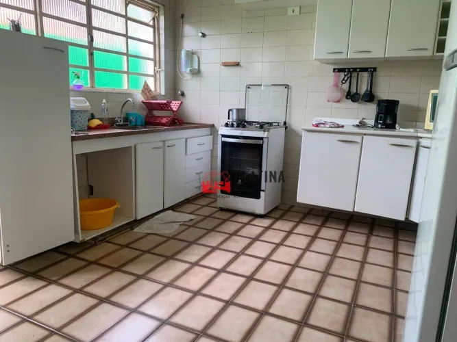 Casa com 3 dormitórios à venda, 209 m² por R$ 630.000,00 - Vila Liviero - São Paulo/SP