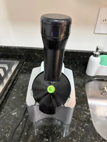 Máquina de Sorvete Saudável Yonanas - 110V