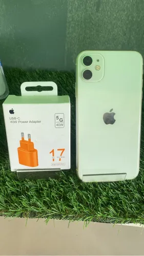 iPhone 11