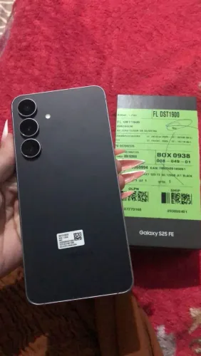 Samsung s25 Fe zerado na garantia de um ano