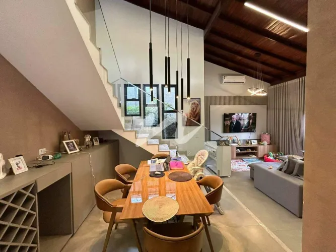 Casa residencial à venda no Cidade Jardim, em Uberlândia, com piscina e espaço gourmet