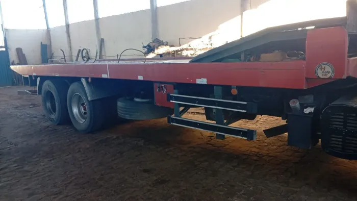 Plataforma hidráulica help car.