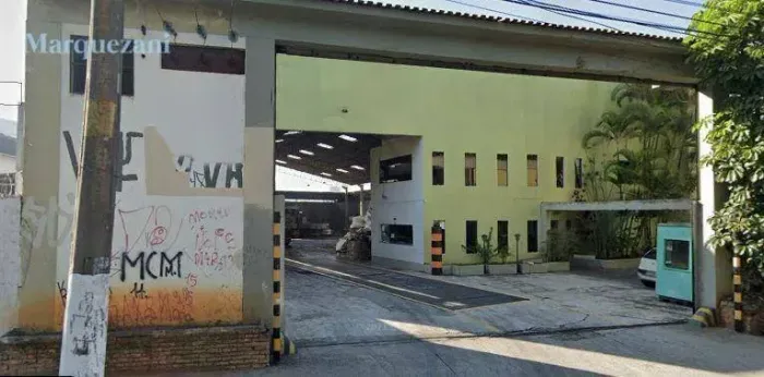 Galpão para aluguel ou venda com 2000 metros quadrados em Vila Natália - São Paulo - SP