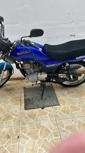 Moto SUZUKI GS 120