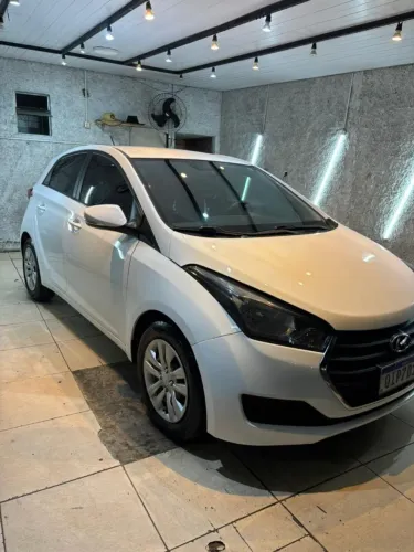 Hyundai HB20 Unique 1.0 Flex 12V Mec. 2017
