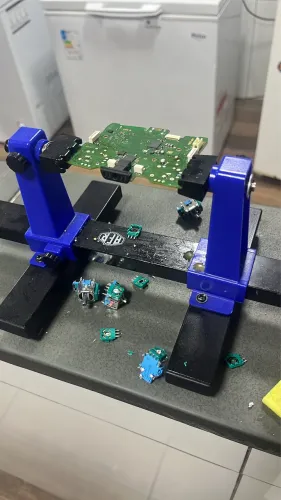 MANUTENÇÃO ESPECIALIZADA EM CONTROLE DE PLAYSTATION