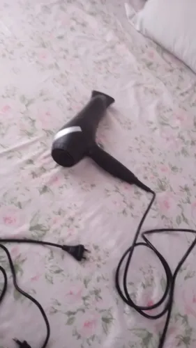 Secador e escova secadora