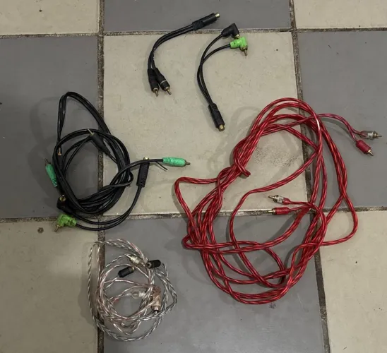 Cabos RCA Som Automotivo