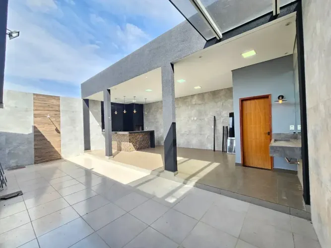 Excelente Casa no Buritis 4, Quadra 19 - Perto da Líder Material de Construção.