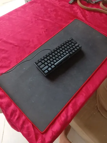 Teclado 60% mecânico e mais um mauser ped gamer