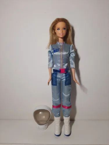 Barbie I can be... Astronaut Fashion