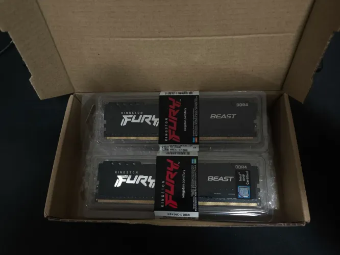 Memória RAM DDR4 Fury Kingston 8GB - 3600Mhz