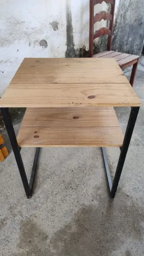 Mesa utilitária