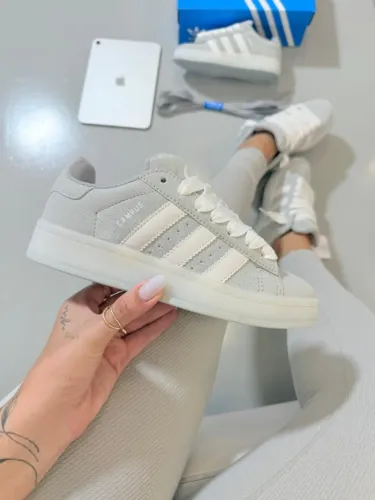 Adidas Campus Camurça Natural Feminino Solado Emborrachado Cor: Cromo Disponível 34 AO 39