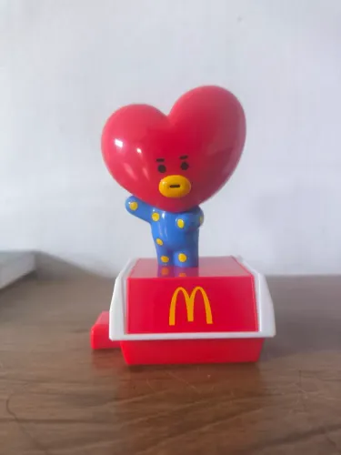 BT21 Tata - Mc Donald's
