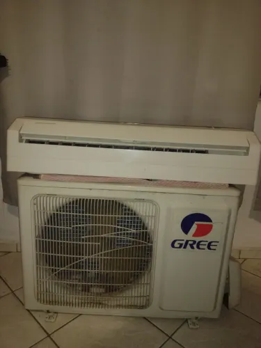 AR-CONDICIONADO GREE SPLIT 15.000 BTUs QUENTE/FRIO
