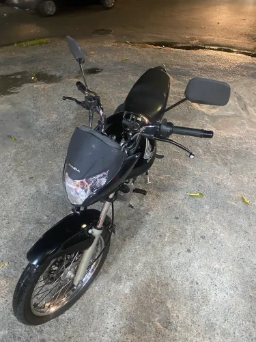 Vendo titan 150 somente venda!