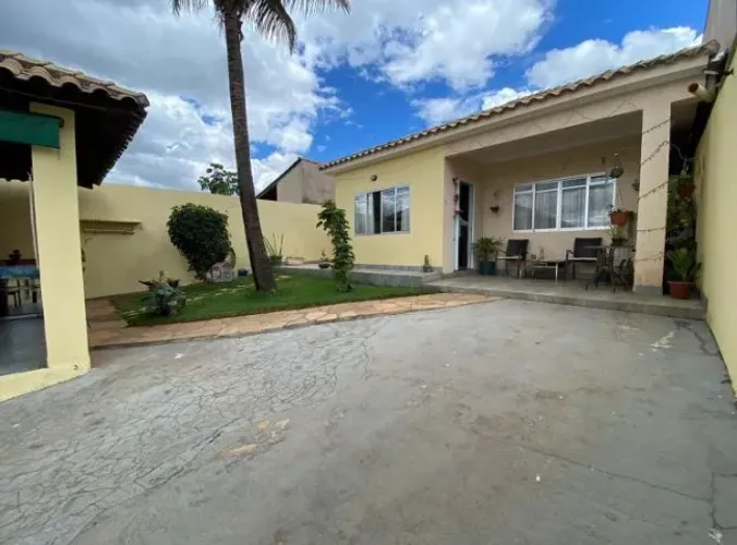 Linda casa com lazer Vicente Pires