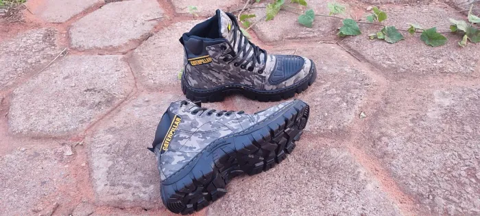 Botas Caterpillar reforçada