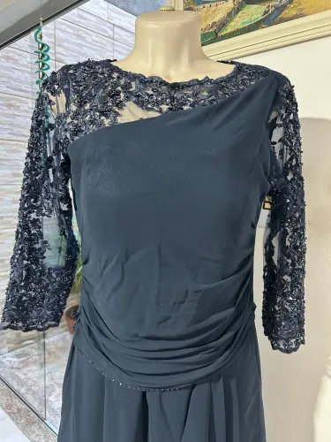 Vestido de festa azul marinho