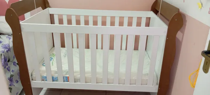 Berço americano com colchão, completo! Vira mini cama *