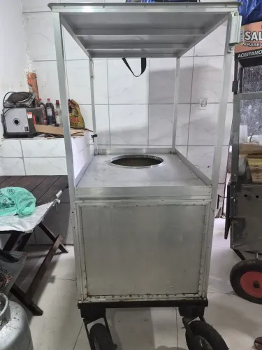 Carroça para lanches.
