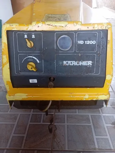 Lavadora de Alta Pressão Industrial Karcher HD 1200 - Motor 7.5 CV (Trifásica)