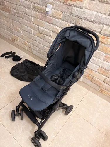 Carrinho de bebê lara 2 máxi cozi